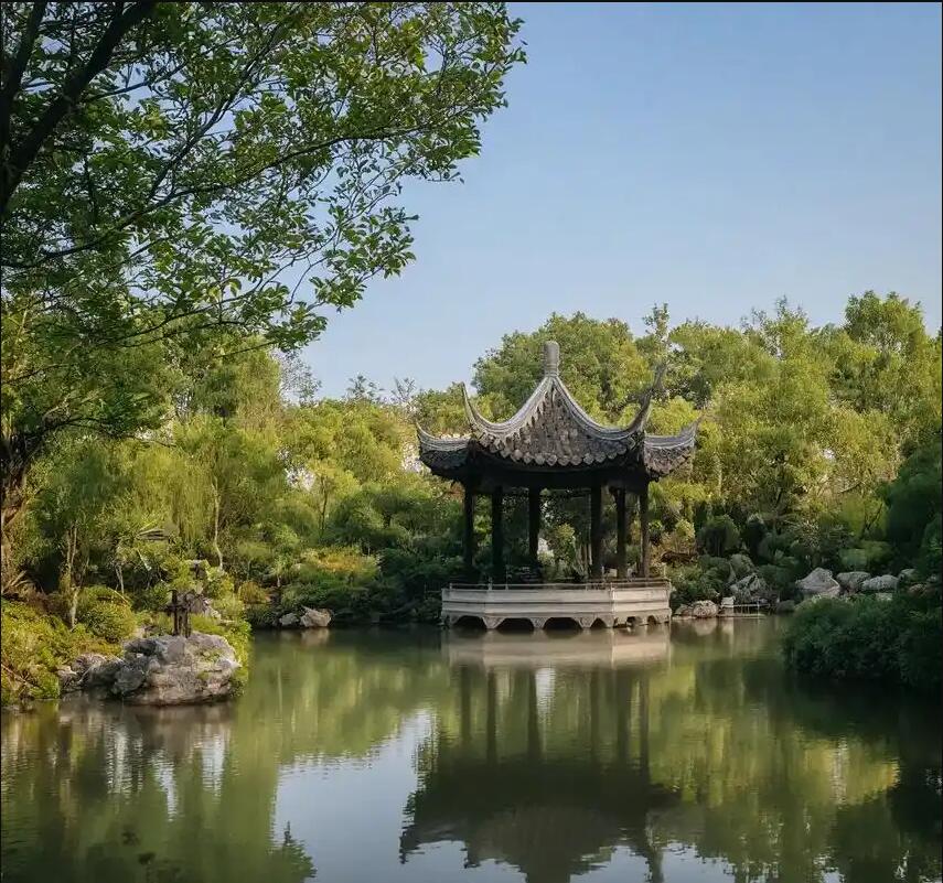 伊犁冰彤餐饮有限公司